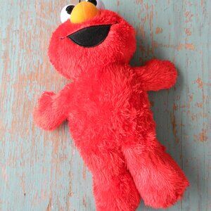 Sesame Street 2020 Hasbro TICKLE ME ELMO 10” Works Great! Giggles Talks